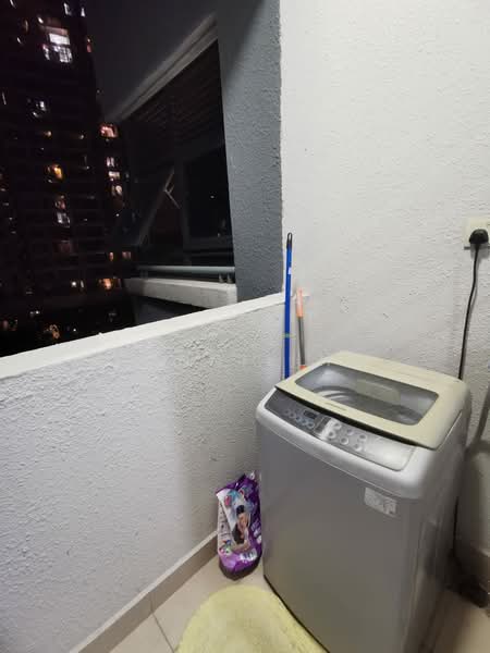 Kediaman Servis untuk Disewa di The Link 2 @ Bukit Jalil (Serviced Residences) - Wennie Ho - Balcony - PropertyGuru.com.my
