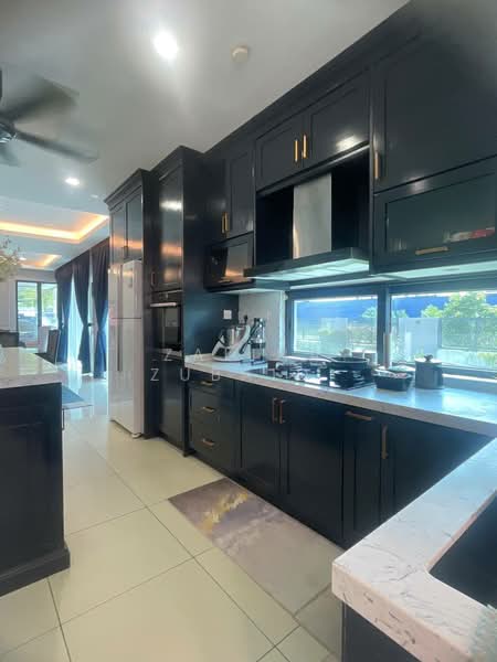 2-storey Terraced House for Sale in Denai Alam (Shah Alam) - Zalina Zubaidi - Kitchen - PropertyGuru.com.my