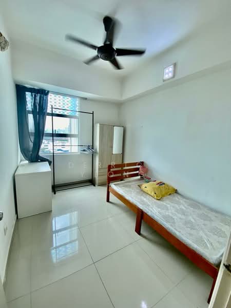 Condominium for Rent at The Zest @ Kinrara 9 - Derrick Yeong - Bedroom - PropertyGuru.com.my