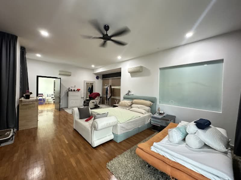 Bungalow for Sale in Jade Hills (Kajang) - Jocelyn Soo - Master Bedroom - PropertyGuru.com.my