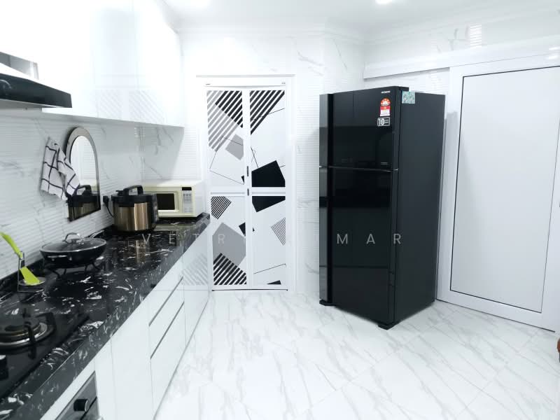 Condominium for Sale at Robson Condominium - Vetri Kumar - Kitchen - PropertyGuru.com.my