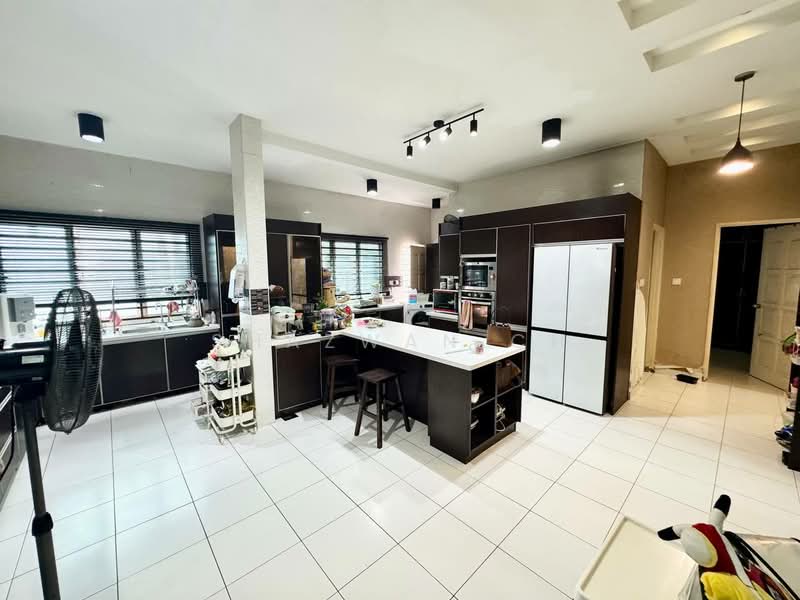 2-storey Terraced House for Sale in Taman Cahaya Alam (Shah Alam) - Shazwan CH - Kitchen - PropertyGuru.com.my