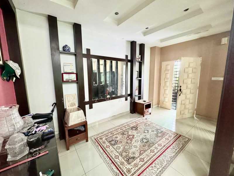 2-storey Terraced House for Sale in Taman Cahaya Alam (Shah Alam) - Shazwan CH - Living Room - PropertyGuru.com.my