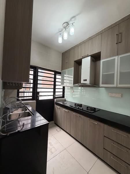 Cluster House for Rent in Horizon Hills (Iskandar Puteri (Nusajaya)) - Ask Hon - Kitchen - PropertyGuru.com.my