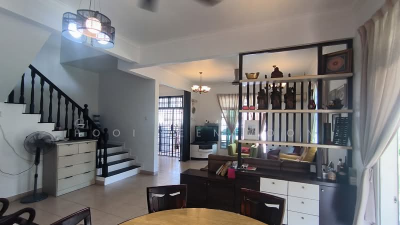 Rumah Berkembar untuk Dijual di Taman Pelangi Indah (Ulu Tiram) - Pooi Leen Voon - Living Room - PropertyGuru.com.my