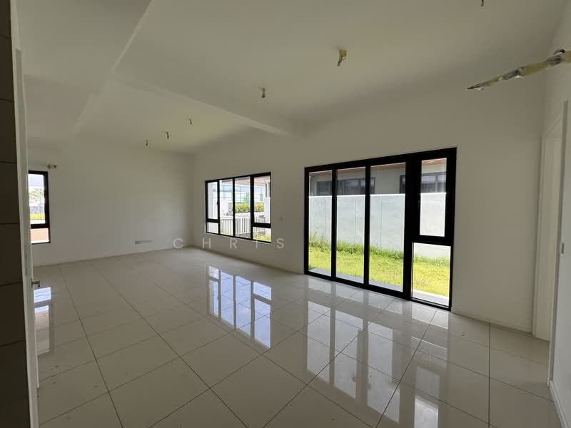 Semi-Detached House for Sale in Bandar Gamuda Gardens (Rawang) - Chris See - Living Room - PropertyGuru.com.my