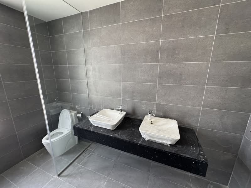 Semi-Detached House for Sale in Bandar Gamuda Gardens (Rawang) - Chris See - Bathroom - PropertyGuru.com.my
