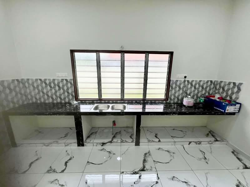 Rumah Banglo untuk Dijual di Klang (Selangor) - Shazwan CH - Kitchen - PropertyGuru.com.my