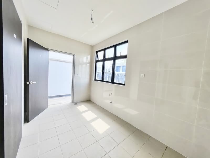 Cluster House for Sale in Taman Glenmarie (Johor Bahru) - Yik Tat - PropertyGuru.com.my