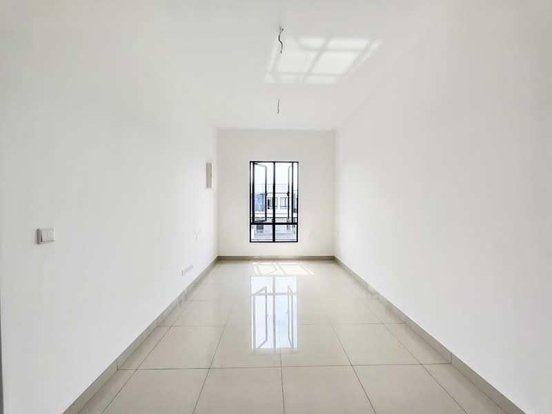 Cluster House for Sale in Taman Glenmarie (Johor Bahru) - Yik Tat - PropertyGuru.com.my