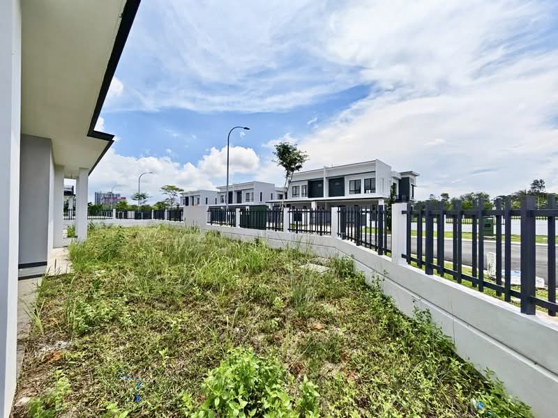 Cluster House for Sale in Taman Glenmarie (Johor Bahru) - Yik Tat - PropertyGuru.com.my