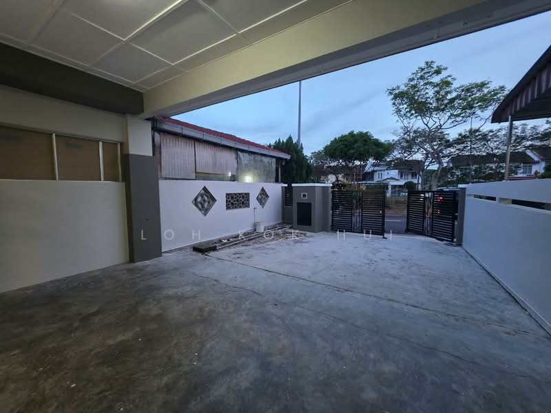 Rumah Teres 1.5 Tingkat untuk Dijual di Taman Setia Indah (Tebrau) - Loh Kok Hui - PropertyGuru.com.my