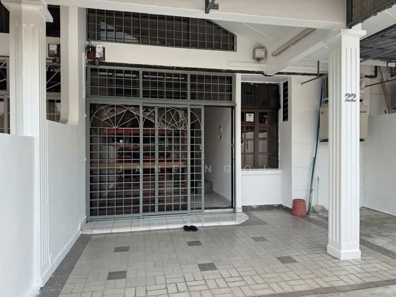 1.5-storey Terraced House for Rent in Taman Molek (Johor Bahru) - Jane Ngoi - Exterior - PropertyGuru.com.my