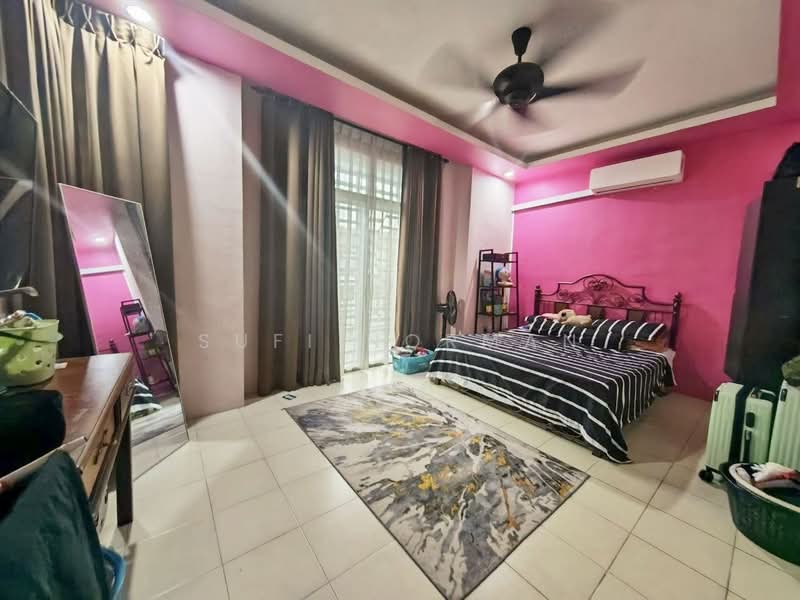 2-storey Terraced House for Sale in Taman Scientex Pasir Gudang (Pasir Gudang) - Sufi Norman - Bedroom - PropertyGuru.com.my