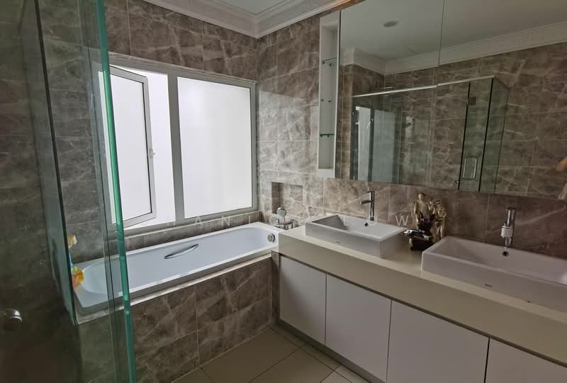 Townhouse for Sale in Bandar Puteri Puchong (Puchong) - Shanice Low - Bathroom - PropertyGuru.com.my