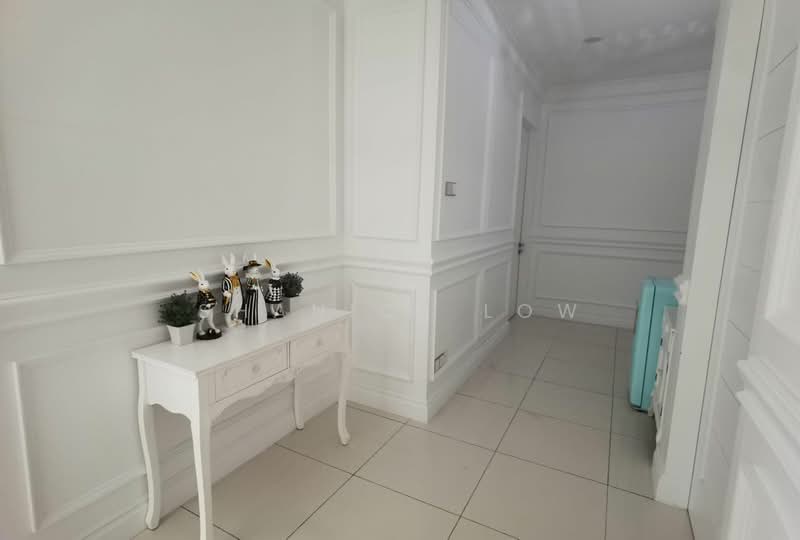 Townhouse for Sale in Bandar Puteri Puchong (Puchong) - Shanice Low - Corridor - PropertyGuru.com.my