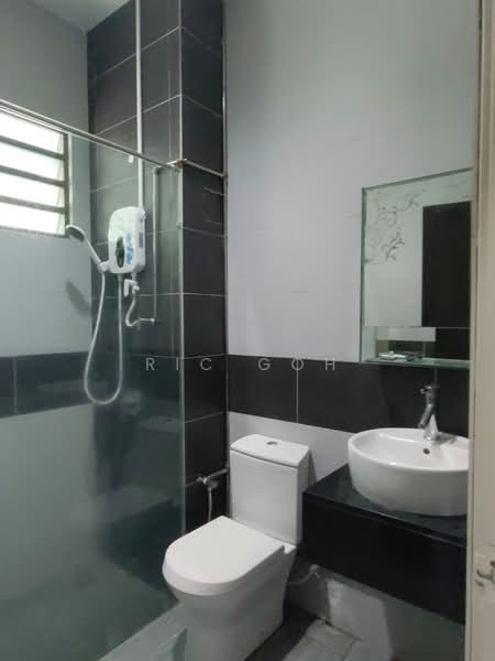 Cluster House for Sale in Residensi Merbok (Nibong Tebal) - Ric Goh - Bathroom - PropertyGuru.com.my