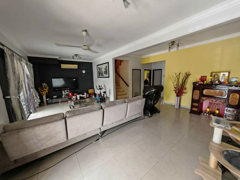 2-storey Terraced House for Sale in Sungai Buloh (Selangor) - Edward Chai - Living Room - PropertyGuru.com.my