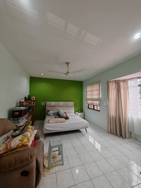 2-storey Terraced House for Sale in Sungai Buloh (Selangor) - Edward Chai - Bedroom - PropertyGuru.com.my