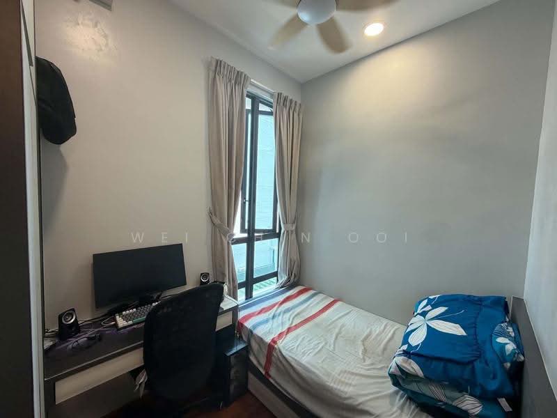 Condominium for Sale at Queens Residences Q1 @ Queens Waterfront - Wei Chin Ooi - Bedroom - PropertyGuru.com.my