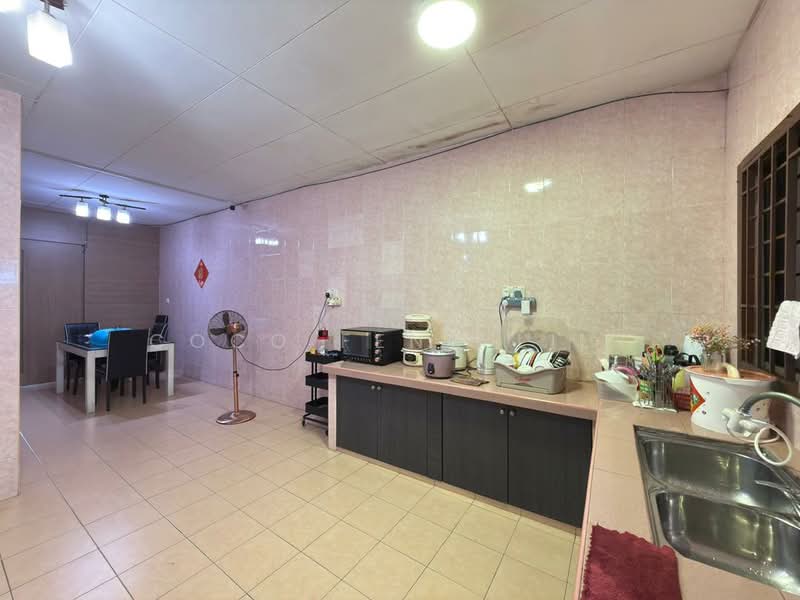 Rumah Teres 2 Tingkat untuk Dijual di Johor Bahru (Johor) - Coco Feng Lily - Kitchen - PropertyGuru.com.my