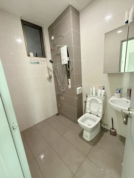 Kondominium untuk Dijual di PARC Regency (Residensi Masai) - Vion Lee - Bathroom - PropertyGuru.com.my