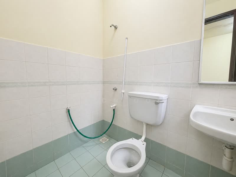 Rumah Teres 2 Tingkat untuk Dijual di Putra Heights (Subang Jaya) - Jason Ooi - Bathroom - PropertyGuru.com.my