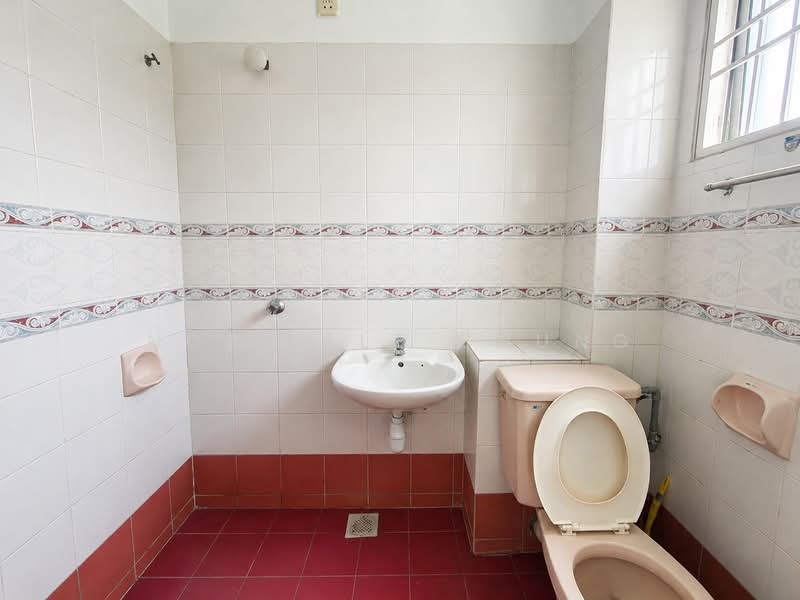 Rumah Teres 2 Tingkat untuk Dijual di Putra Heights (Subang Jaya) - Nobeille Chung - Bathroom - PropertyGuru.com.my