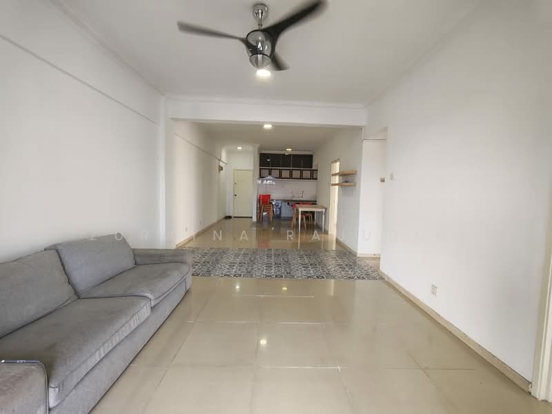 Servis Apartment untuk Dijual di Suri Puteri - Zuraina Rajudin - Living Room - PropertyGuru.com.my