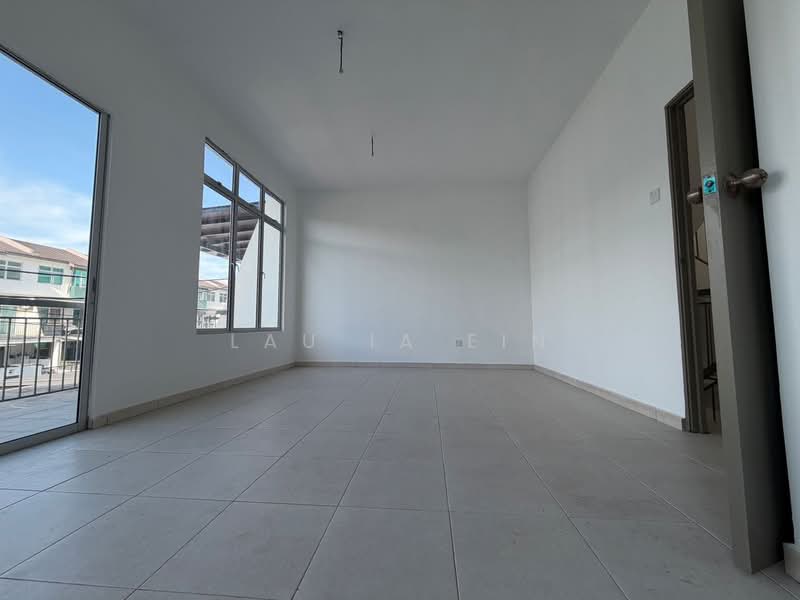 Terraced House for Sale in Taman Kundang Jaya (Rawang) - Lau Ia Ein - Interior - PropertyGuru.com.my