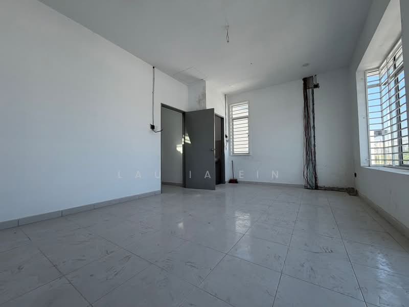 Terraced House for Sale in Taman Kundang Jaya (Rawang) - Lau Ia Ein - Interior - PropertyGuru.com.my