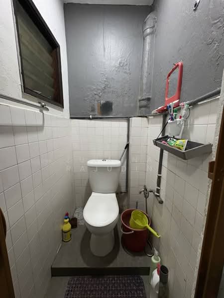 Rumah Teres 2 Tingkat untuk Dijual di Batu Caves (Selangor) - Zuraina Rajudin - Bathroom - PropertyGuru.com.my