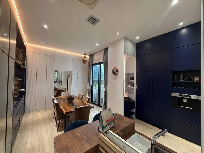 For Sale - Eco Botanic @ Chateau