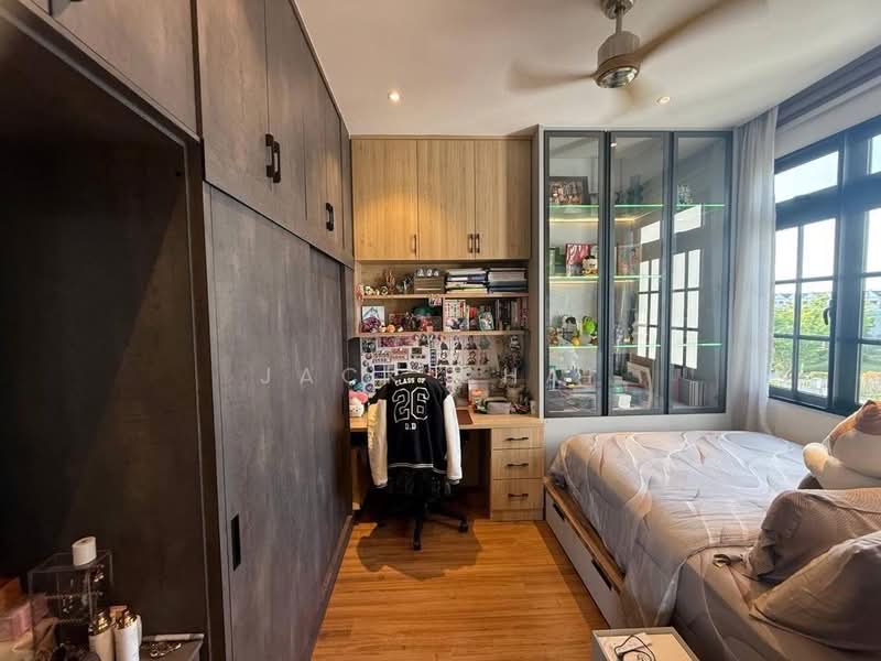 For Sale - Eco Botanic @ Chateau