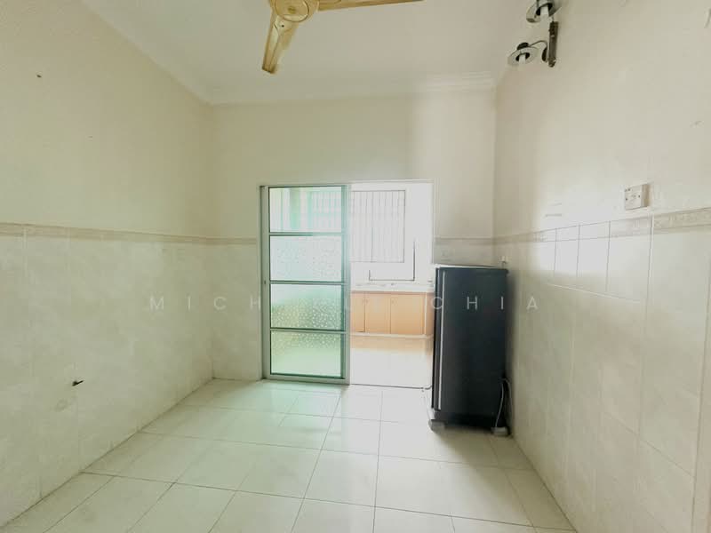 Rumah Teres 2 Tingkat untuk Disewa di Bandar Tasek Mutiara (Simpang Ampat) - Michelle Chia - Kitchen - PropertyGuru.com.my
