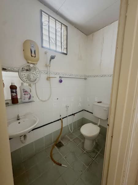 Rumah Teres 2 Tingkat untuk Disewa di Bandar Tasek Mutiara (Simpang Ampat) - Michelle Chia - Bathroom - PropertyGuru.com.my