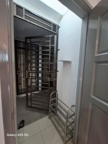 Apartment for Rent at Lake View Suites - Yee Shiuen - Entrance - PropertyGuru.com.my