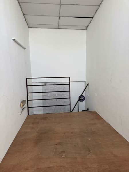 Office for Rent in Seksyen 7 (Shah Alam) - Sr. Alan NBH - Interior - PropertyGuru.com.my