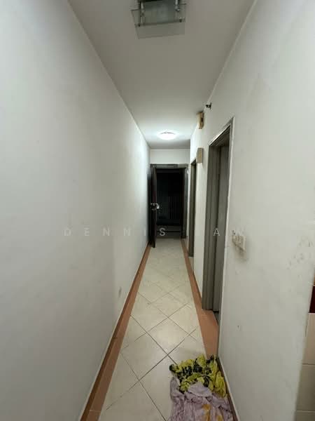 Kondominium untuk Dijual di Perdana Exclusive - Dennis Saw - Corridor - PropertyGuru.com.my