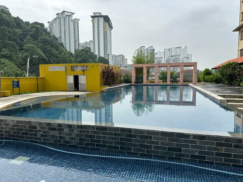 Kondominium untuk Dijual di Perdana Exclusive - Dennis Saw - Exterior - PropertyGuru.com.my