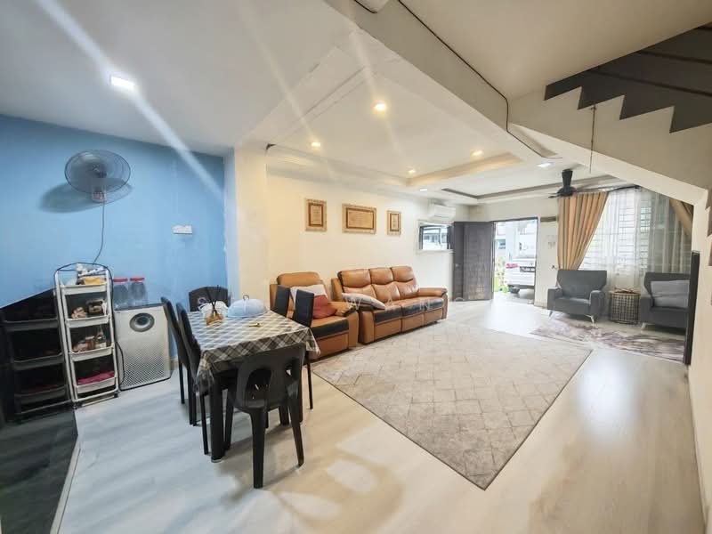 Rumah Teres untuk Dijual di Pasir Gudang (Johor) - Seri Wangi - Living Room - PropertyGuru.com.my