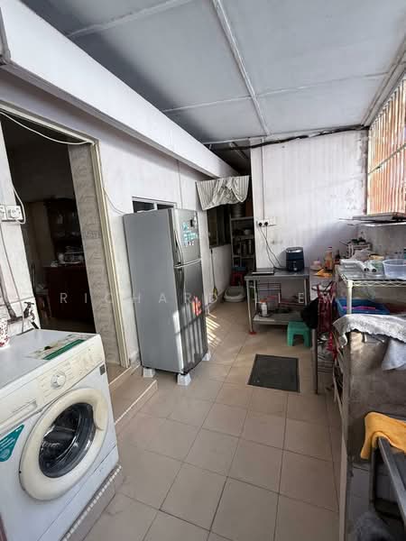 2-storey Terraced House for Sale in SS2 (Petaling Jaya) - Richard Liew - Kitchen - PropertyGuru.com.my