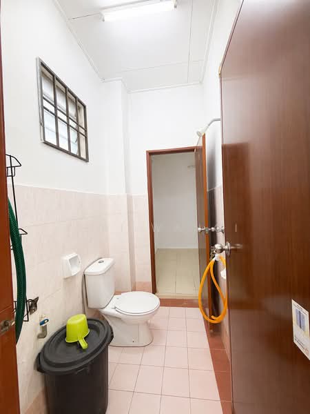 2-storey Terraced House for Sale in Pasir Gudang (Johor) - Seri Wangi - Bathroom - PropertyGuru.com.my