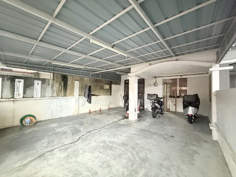 2-storey Terraced House for Sale in Pasir Gudang (Johor) - Seri Wangi - Car Park - PropertyGuru.com.my