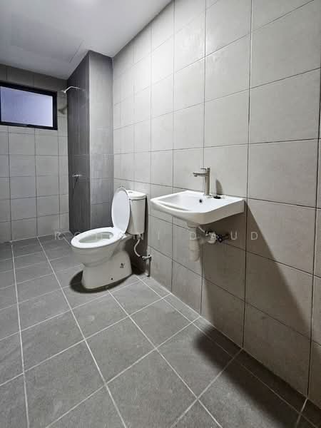 Service Residence for Rent at Residensi Bukit Tiara - Rohani Daud - Bathroom - PropertyGuru.com.my