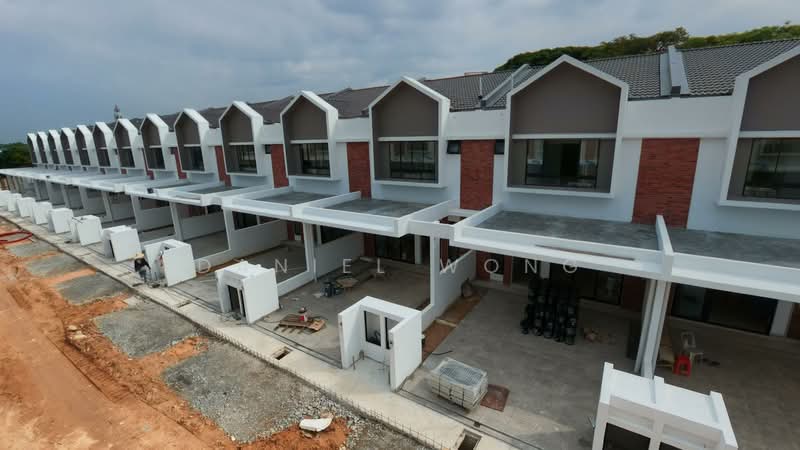 2-storey Terraced House for Sale in 16 Sierra (Puchong) - Daniel Wong - Exterior - PropertyGuru.com.my