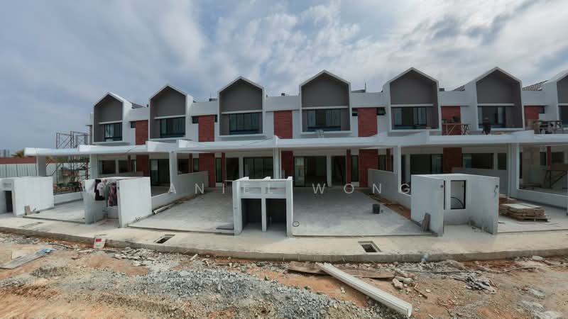 2-storey Terraced House for Sale in Bandar Puchong Utama (Puchong) - Daniel Wong - Exterior - PropertyGuru.com.my