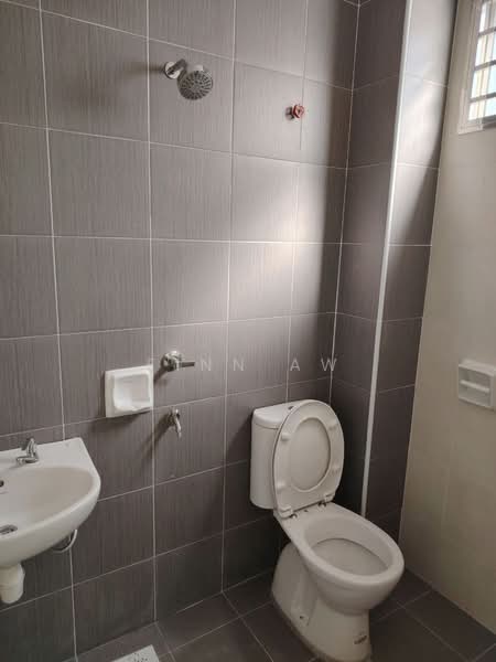 2-storey Terraced House for Rent in Nusa Sentral (Iskandar Puteri (Nusajaya)) - Finn Aw - Bathroom - PropertyGuru.com.my