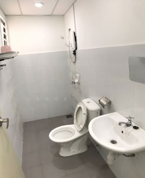 Pangsapuri untuk Disewa di Impiana Sky Residensi - Grace Wong - Bathroom - PropertyGuru.com.my