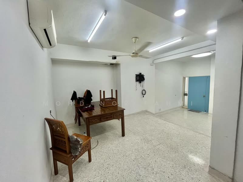 Rumah Teres 2 Tingkat untuk Dijual di Taman Tun Dr Ismail (Kuala Lumpur) - Mohd Nor Fahmi - Living Room - PropertyGuru.com.my